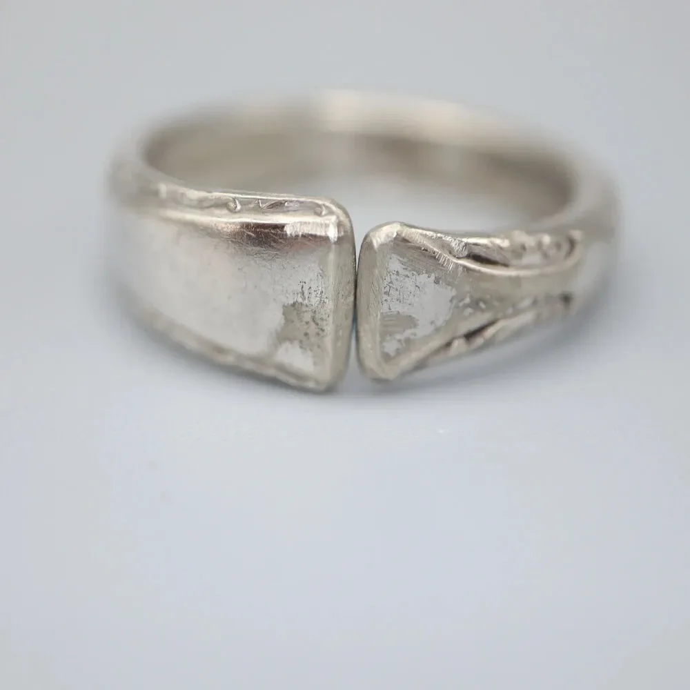 Unbranded exquisite silver